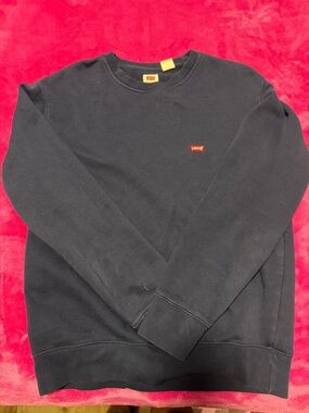 Levi's Men's Dark Navy Crewneck Sweatshirt with Red Logo